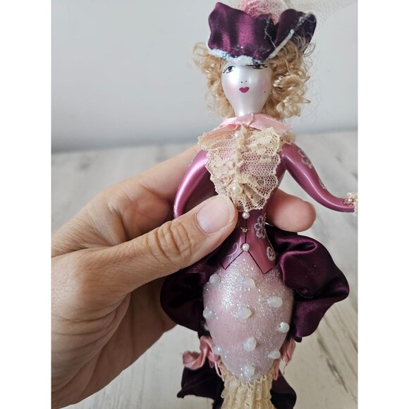 Vintage Elegance lady Victorian glass Italian ornament Xmas tree - Picture 6 of 9